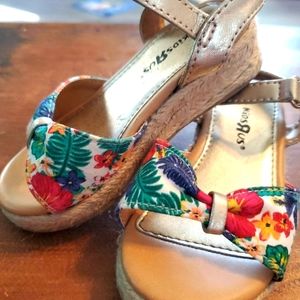 Toddler sandals